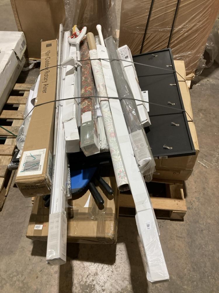 Lot 761  
            Birmingham SR106 - Collection or Optional Delivery Available 

                
PALLET OF ITEMS TO INCLUDE BLACKOUT ROMAN BLIND (ALL PALLET CONTENTS MUST BE REMO...