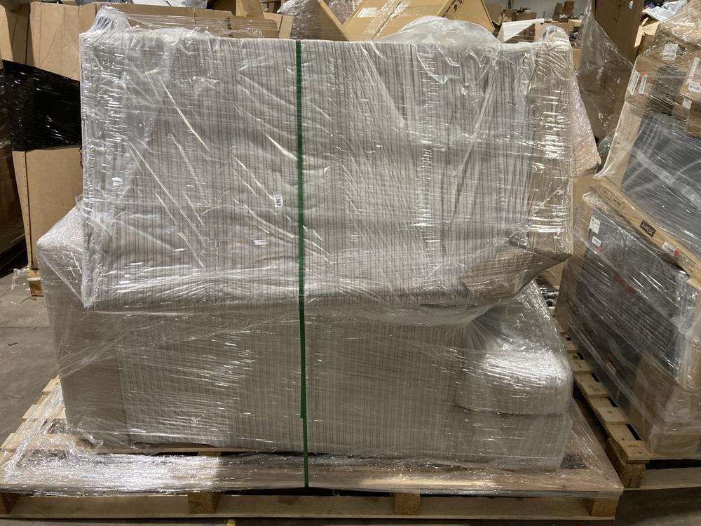 Lot 791  
            Birmingham SR106 - Collection or Optional Delivery Available 

                
PALLET OF ITEMS TO INCLUDE CHAIR PARTS (ALL PALLET CONTENTS MUST BE REMOVED FROM ...