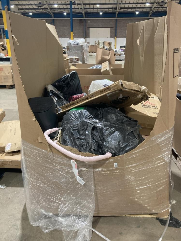 Lot 822  
            Birmingham SR106 - Collection or Optional Delivery Available 

                
PALLET OF ITEMS TO INCLUDE COSORI AIR FRYER (ALL PALLET CONTENTS MUST BE REMOVED ...