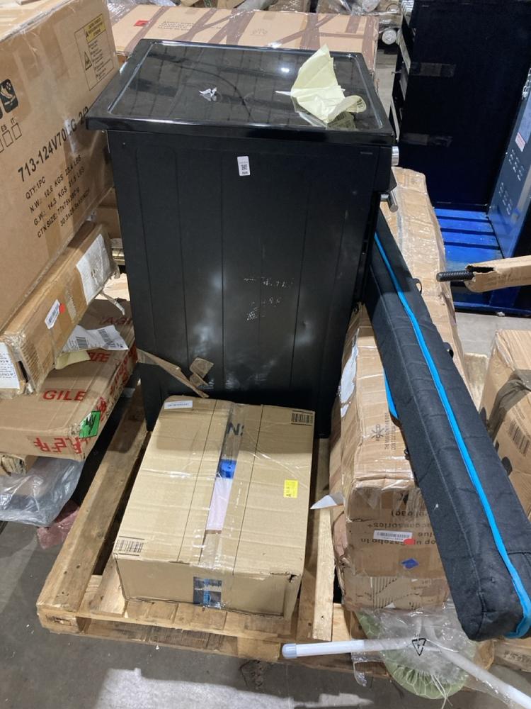 Lot 829  
            Birmingham SR106 - Collection or Optional Delivery Available 

                
PALLET OF ITEMS TO INCLUDE IRONING BOARD (ALL PALLET CONTENTS MUST BE REMOVED FRO...