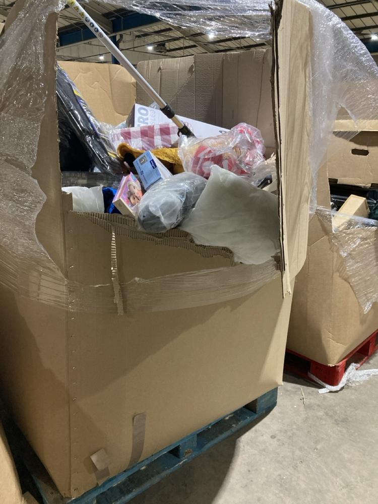 Lot 877  
            Birmingham SR106 - Collection or Optional Delivery Available 

                
PALLET OF ITEMS TO INCLUDE MICRO MINI PULSE LED SCOOTER (ALL PALLET CONTENTS MUST...