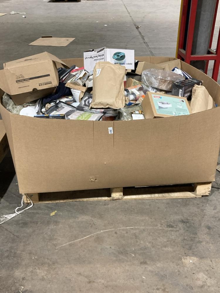 Lot 894  
            Birmingham SR106 - Collection or Optional Delivery Available 

                
PALLET OF ITEMS TO INCLUDE OLD INDIA MUGWORT HERB (ALL PALLET CONTENTS MUST BE RE...