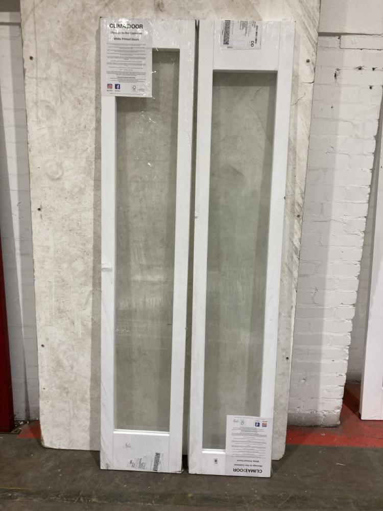 Lot 174  
            Birmingham SR104 - Collection or Optional Delivery Available 

                
2X CLIMADOOR 1981 X 381 X 35MM SHAKER GLAZED WHITE INTERNAL DOOR