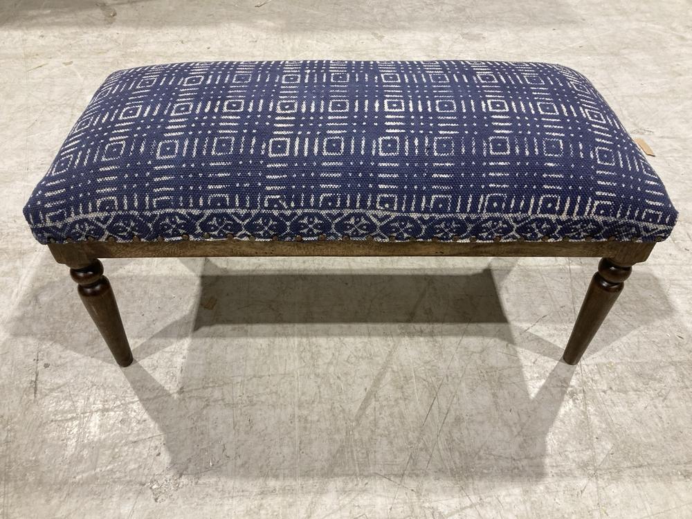 Lot 222  
            Birmingham SR104 - Collection or Optional Delivery Available 

                
RECTANGULAR BENCH - INDIGO - ITEM NO. 801403 - ORIGINAL RRP £350