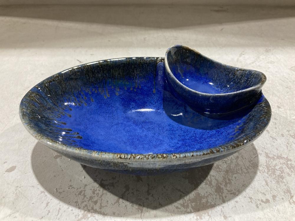 Lot 237  
            Birmingham SR104 - Collection or Optional Delivery Available 

                
CHIP N DIP DISH X17 - ANTIQUE DARK BLUE - ITEM NO. 124819 - ORIGINAL RRP £977.50