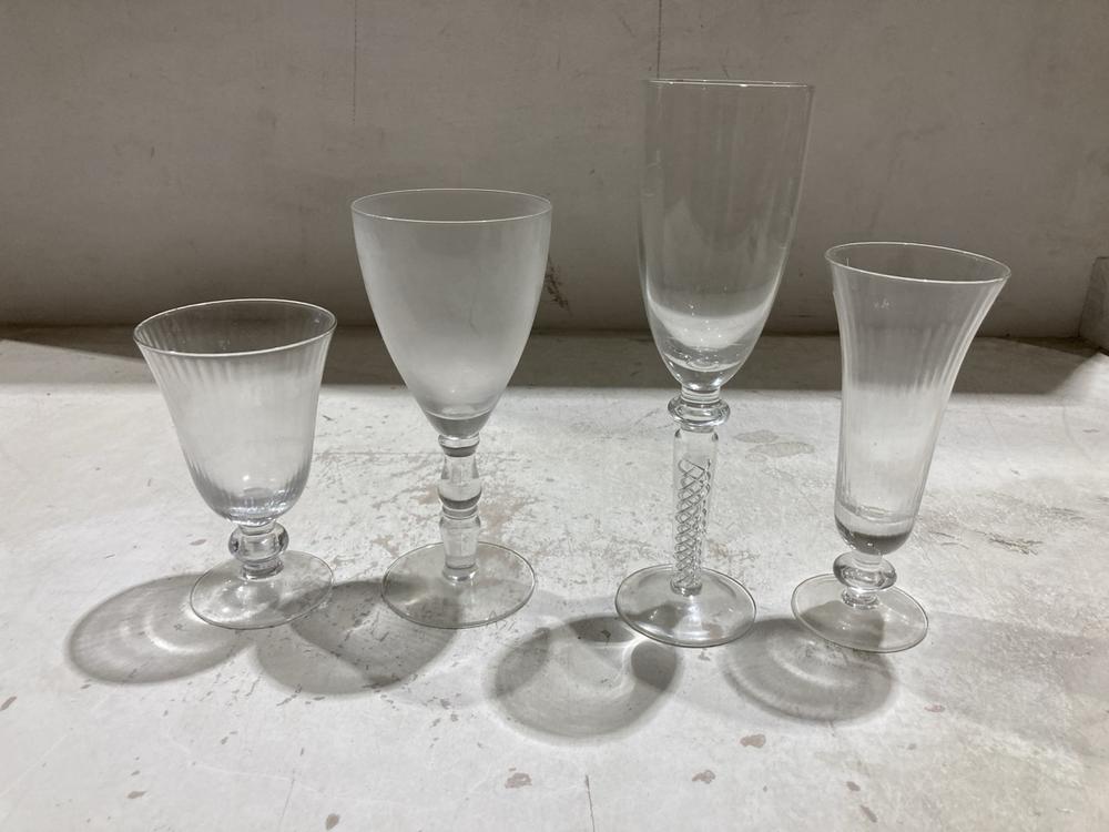 Lot 256  
            Birmingham SR104 - Collection 

                
BOX OF ASSORTED OAK FURNITURELAND WINE GLASSES