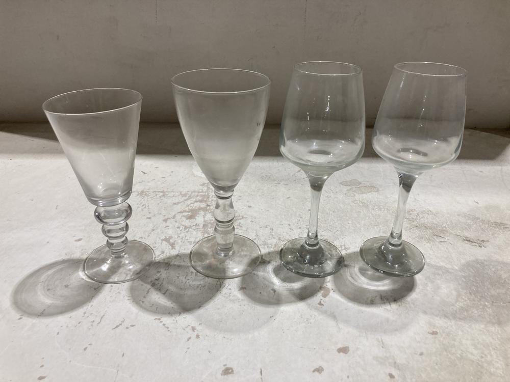 Lot 258  
            Birmingham SR104 - Collection 

                
BOX OF ASSORTED OAK FURNITURELAND WINE GLASSES