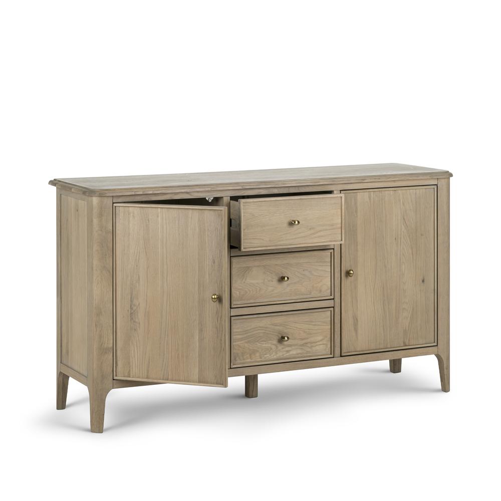 Lot 29  
            Birmingham SR104 - Collection or Optional Delivery Available 

                
OAK FURNITURELAND NEWTON LIGHT NATURAL SOLID OAK LARGE SIDEBOARD ORIGINAL RRP £64...