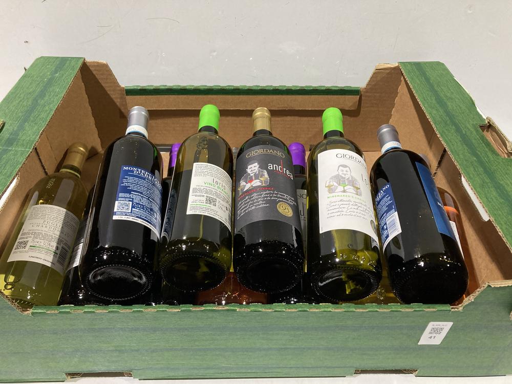 Lot 41  
            BIRMINGHAM SR110 - DELIVERY OR COLLECTION 

                
12 X BOTTLES OF MIXED WINE TO INCLUDE GIORDANO LORIS BIANCO 12% VOL 750ML WHITE W...