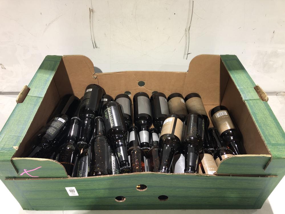 Lot 4  
            BIRMINGHAM SR110 - COLLECTION ONLY 

                
1 X BOX OF MIXED HAWKSTONE ALCOHOLIC DRINKS TO INCLUDE HAWKSTONE IPA 4.8%VOL 330M...