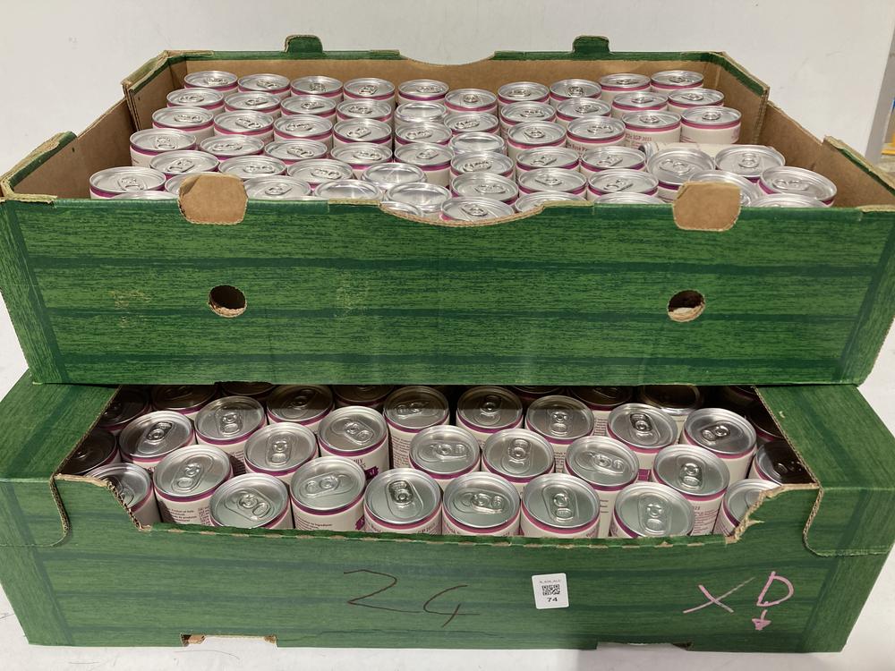 Lot 76  
            BIRMINGHAM SR110 - COLLECTION ONLY 

                
2 X BOXES OF EMILY IN PARIS COCKTAIL CANS TO INCLUDE TWO FLAVOURS ( KIR ROYAL, RO...