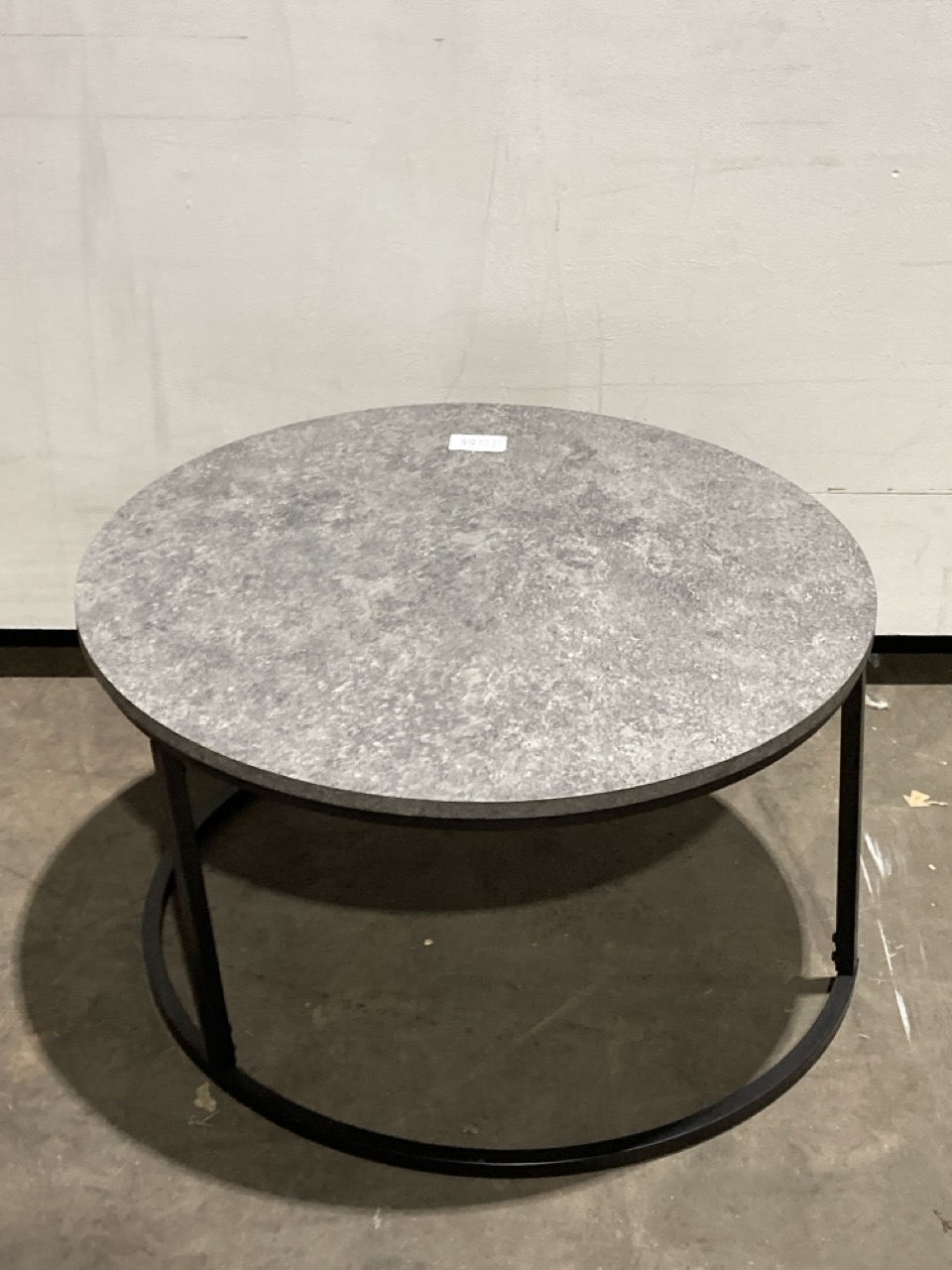 Lot 123  
            Birmingham - Collection or Delivery 

                
DAVID PHILLIPS PHILLY COFFEE TABLE IN CONCRETE IN-28468D ORIGINAL RRP £199