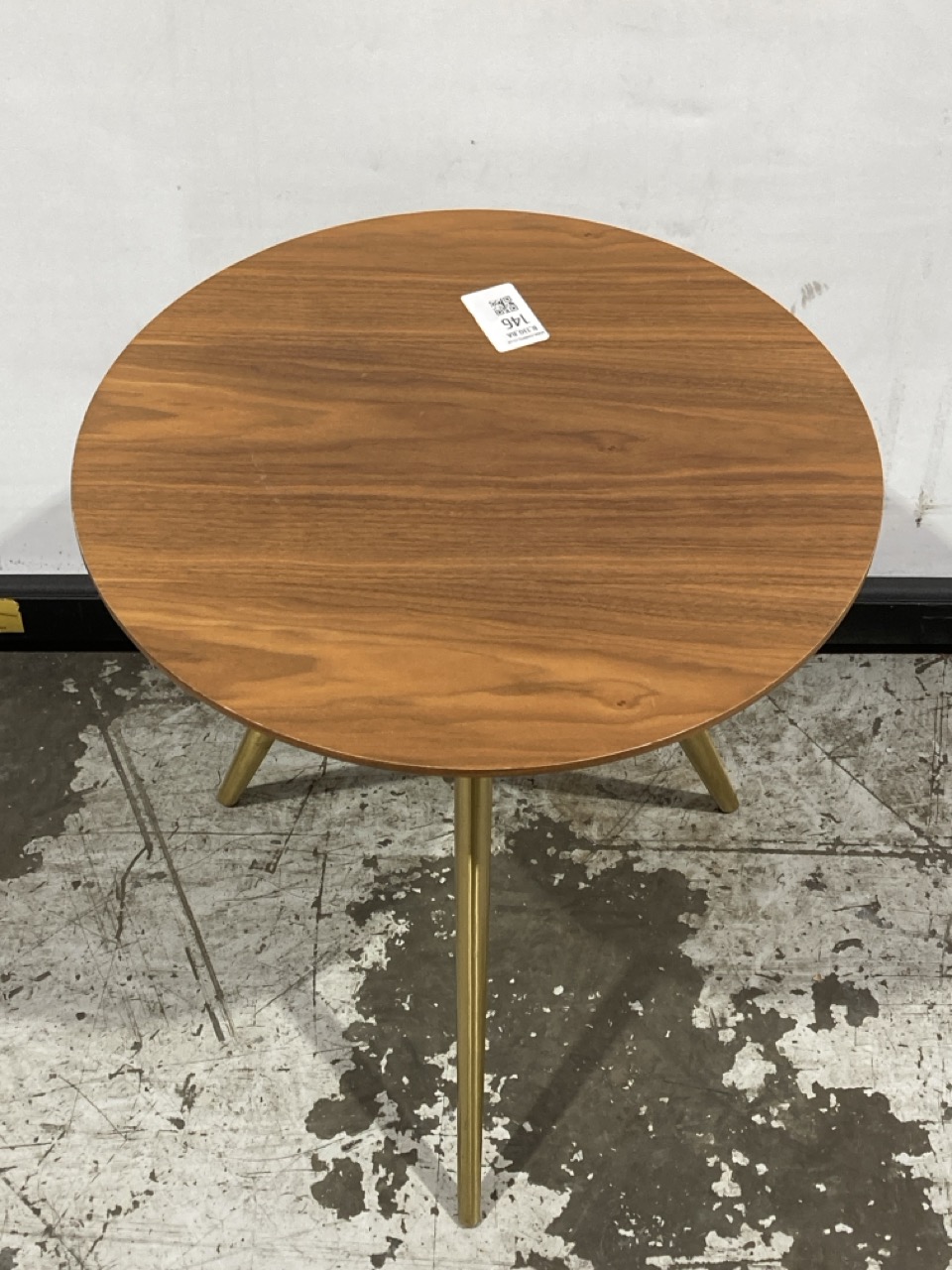 Lot 146  
            Birmingham - Collection or Delivery 

                
DAVID PHILLIPS R/AERIUS CIRCLE LAMP TABLE IN WALNUT/BRASS IR-20189D ORIGINAL RRP £79