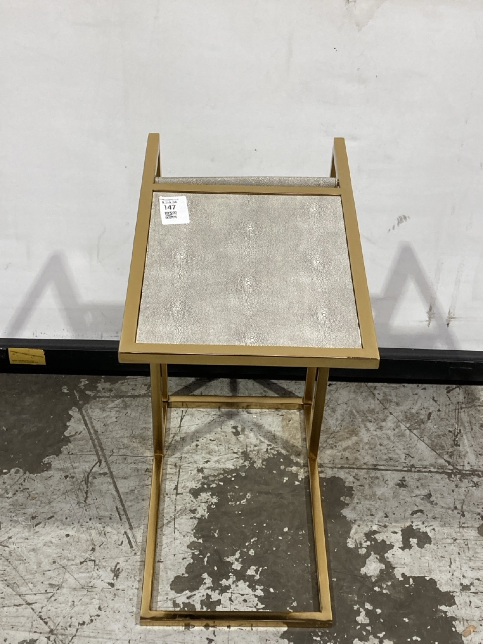 Lot 147  
            Birmingham - Collection or Delivery 

                
DAVID PHILLIPS R/FAUX SHARGREEN SIDE TABLE IR-41577D ORIGINAL RRP £139