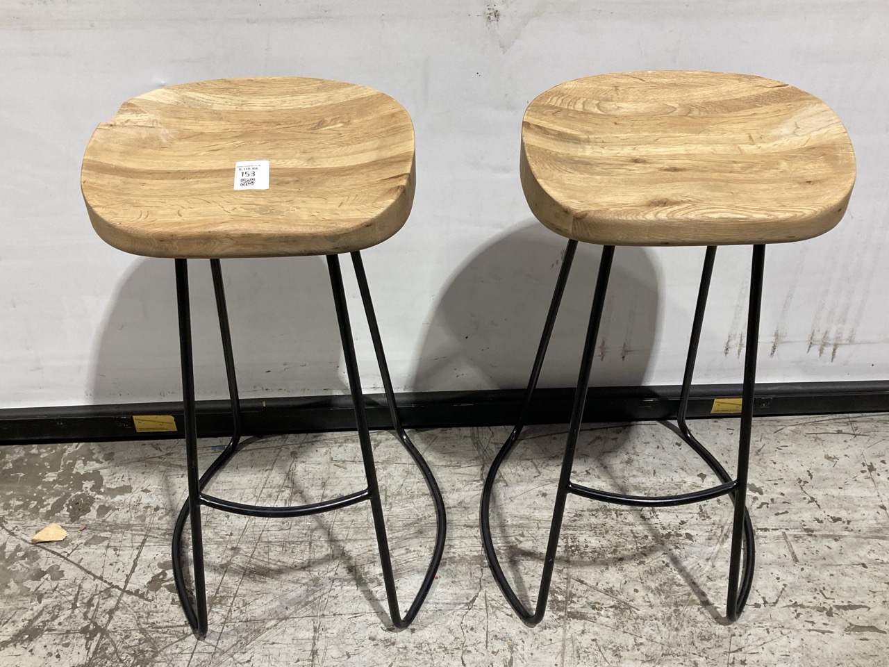 Lot 153  
            Birmingham - Collection or Delivery 

                
DAVID PHILLIPS 2 X LUPUS BAR STOOL OAK/BLACK IR-26758D ORIGINAL RRP £134