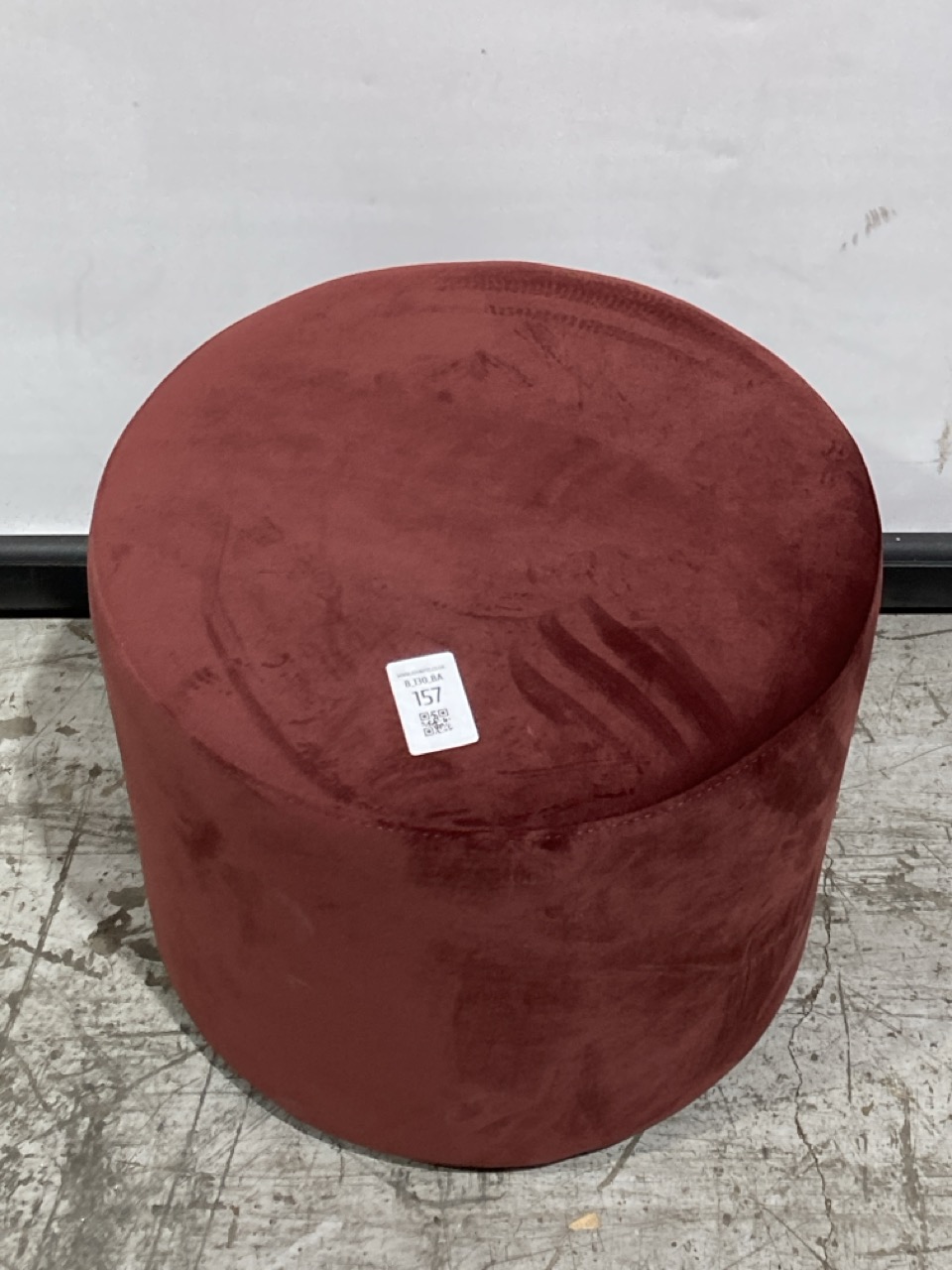 Lot 157  
            Birmingham - Collection or Delivery 

                
DAVID PHILLIPS R/ELLE FOOTSTOOL IN MULBERRY VELVET IR-32057D ORIGINAL RRP £139