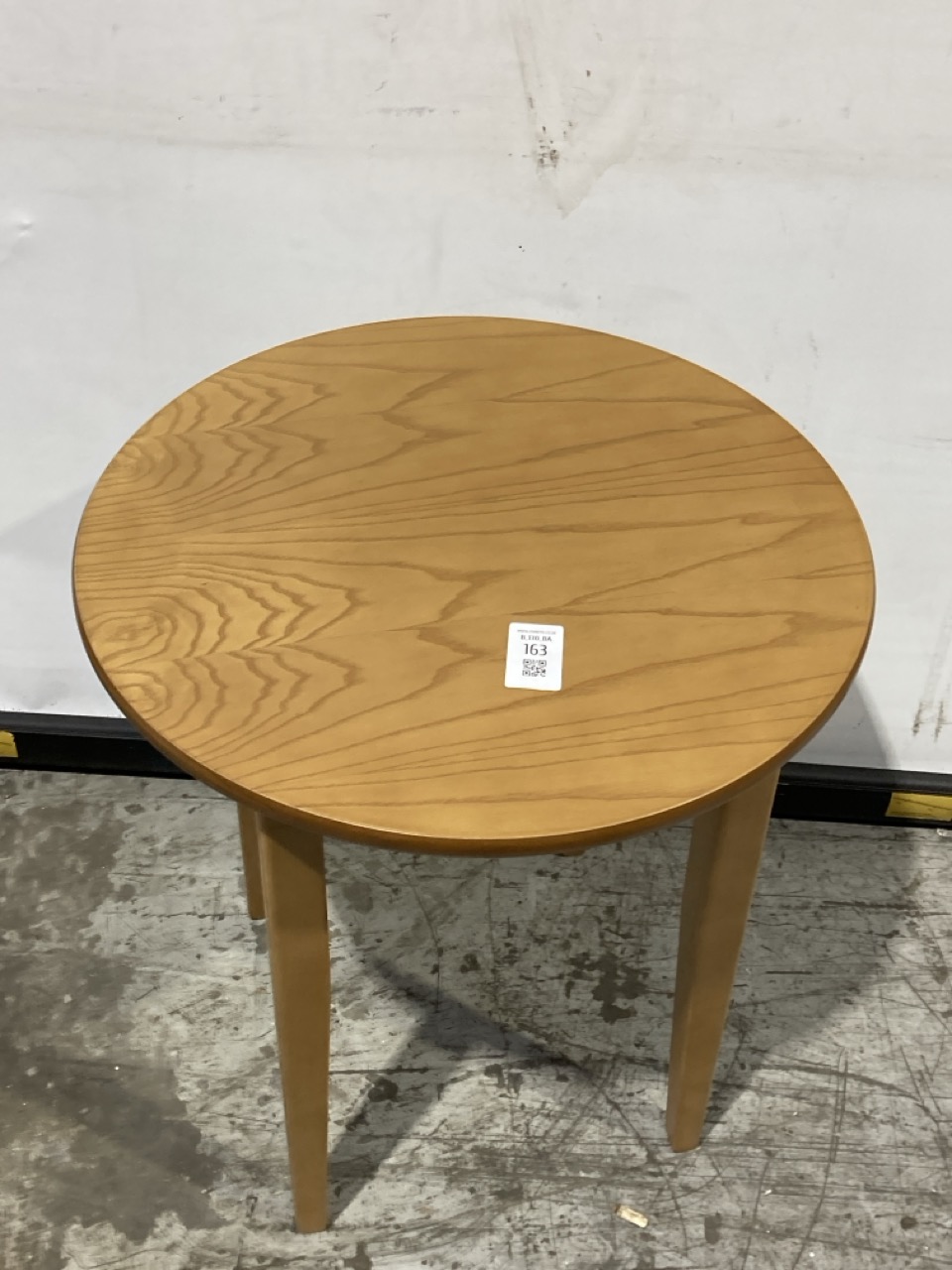 Lot 163  
            Birmingham - Collection or Delivery 

                
DAVID PHILLIPS 19MM HIGH COFFEE TABLE WITH TAPERED LEGS IN OAK