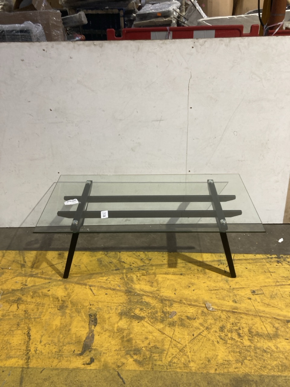 Lot 179  
            Birmingham - Collection Only 

                
DAVID PHILLIPS HANNAH COFFEE TABLE GLASS TOP IR-23195D ORIGINAL RRP £199