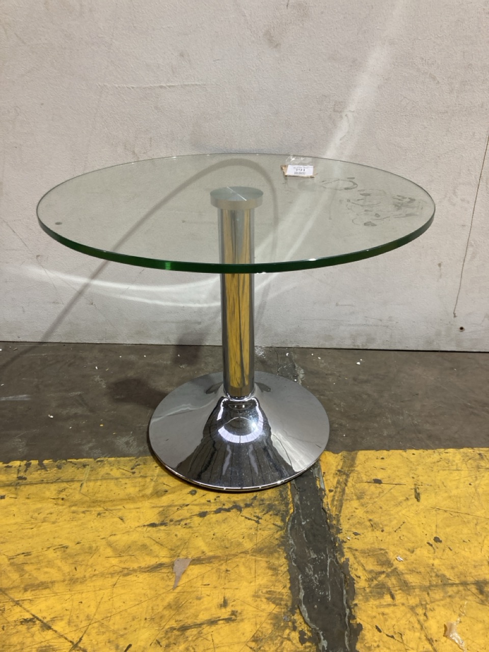 Lot 191  
            Birmingham - Collection Only 

                
DAVID PHILLIPS R/LINCOLN LAMP TABLE GLASS TOP/STEEL BASE IR-03145D ORIGINAL RRP £89