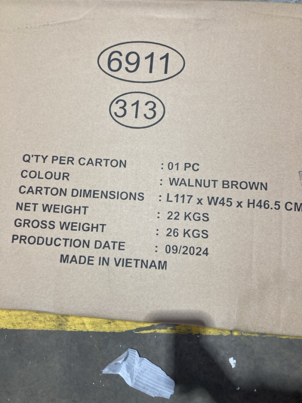 Lot 247  
            Birmingham - Collection or Delivery 

                
DAVID PHILLIPS SMALL TV UNIT IN WALNUT BROWN ORIGINAL RRP £199