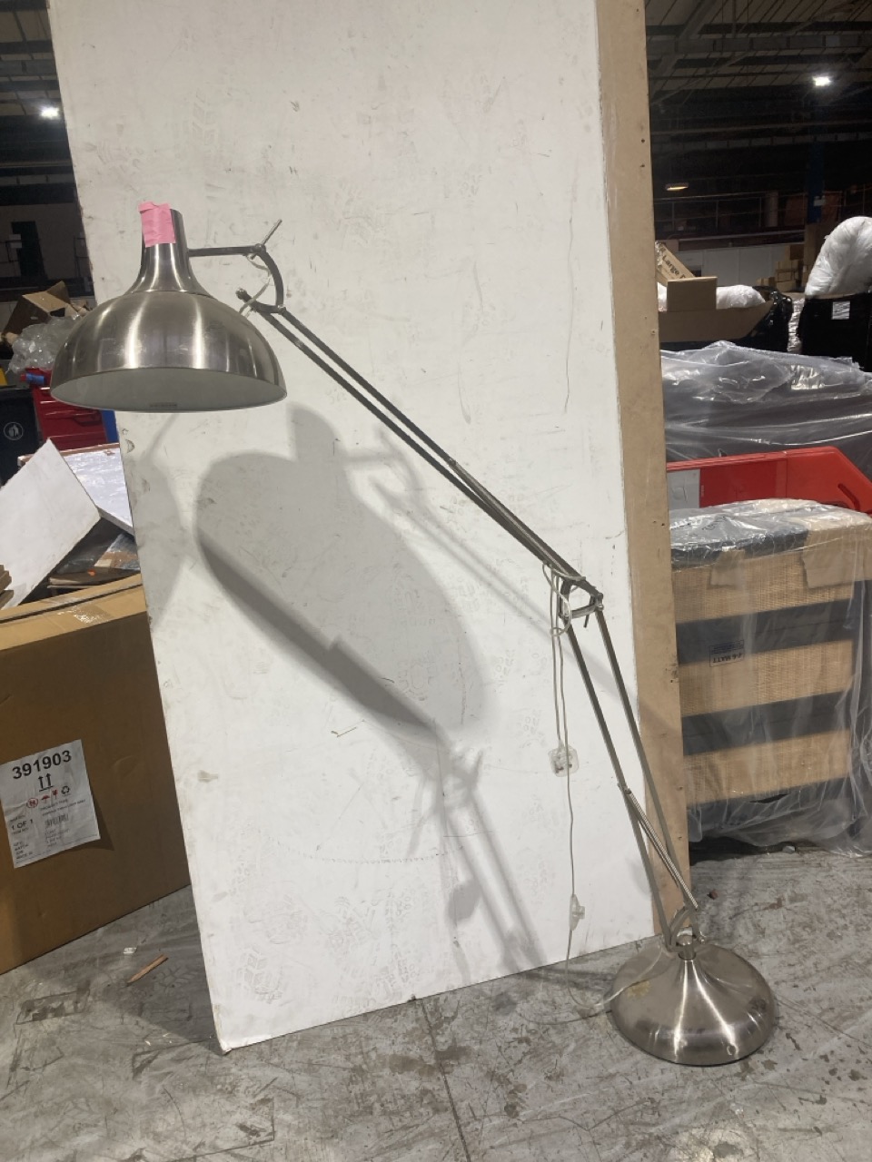 Lot 268  
            Birmingham - Collection Only 

                
DAVID PHILLIPS R/ANGLE FLOOR LAMP IN CHROME IR-25527D ORIGINAL RRP £149