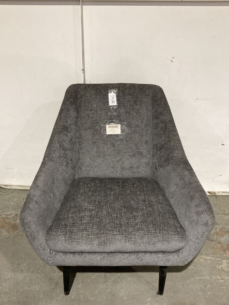 Lot 29  
            Birmingham - Collection or Delivery 

                
DAVID PHILLIPS R/DELANO OCCASIONAL CHAIR IN SILVER IR-305552D ORIGINAL RRP £399