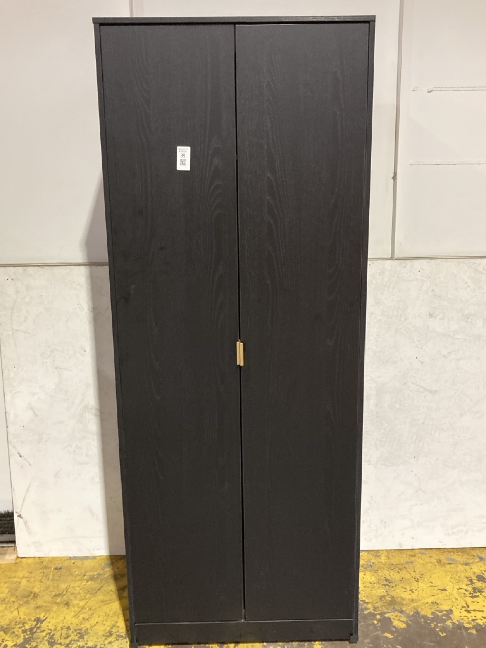 Lot 39  
            Birmingham - Collection or Delivery 

                
DAVID PHILLIPS HONG KONG 2 DOOR WARDROBE IN BLACK/GOLD