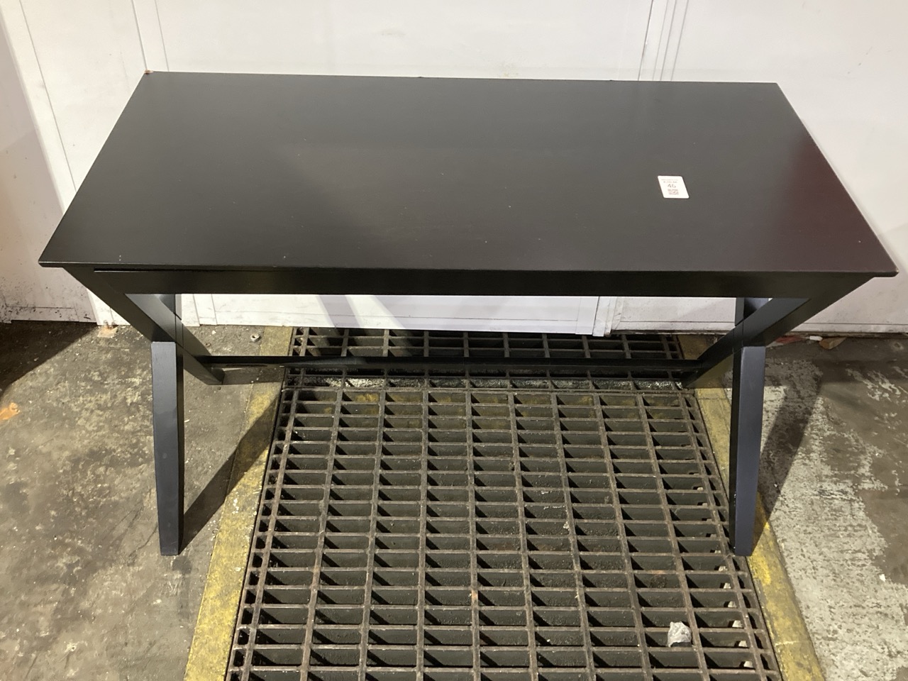 Lot 46  
            Birmingham - Collection or Delivery 

                
DAVID PHILLIPS R/JULES DESK IN WENGE IR-25146D ORIGINAL RRP £299