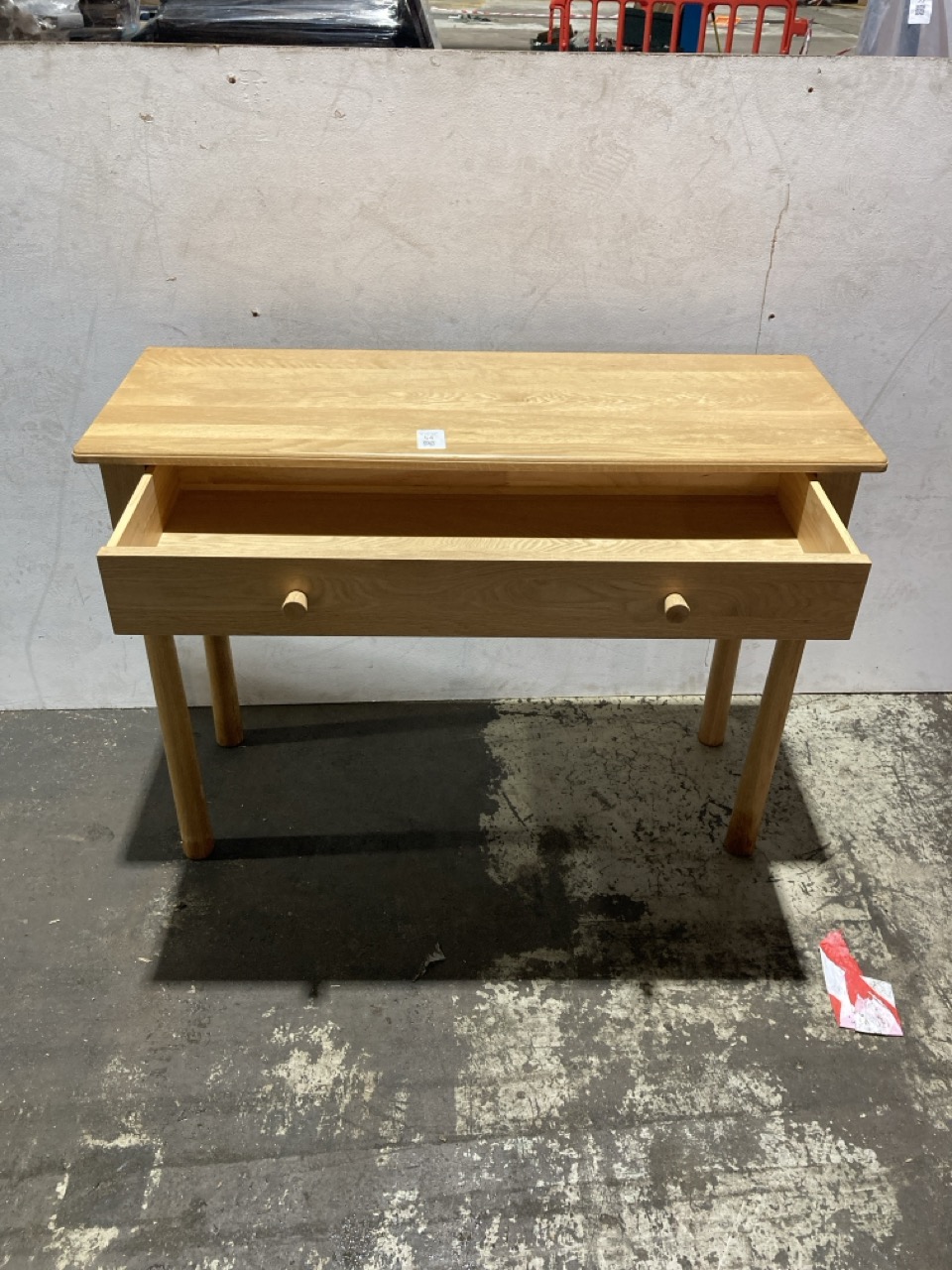 Lot 54  
            Birmingham - Collection or Delivery 

                
DAVID PHILLIPS R/WYCOMB DRESSING TABLE IN OAK IR-32589D ORIGINAL RRP £234