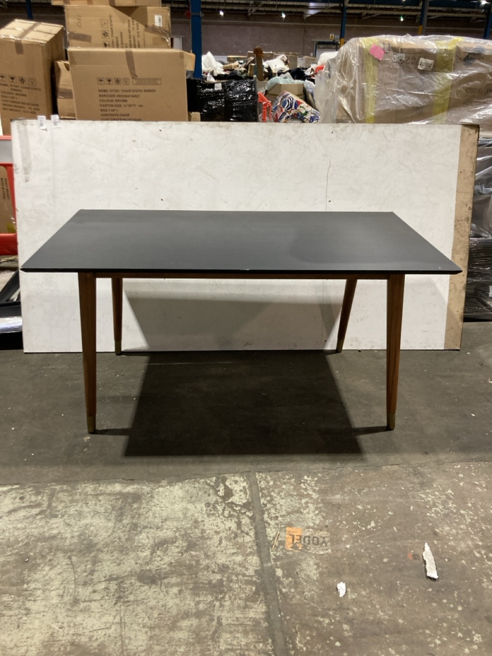 Lot 82  
            Birmingham - Collection or Delivery 

                
DAVID PHILLIPS R/CHEVRON RECTANGLE DINING TABLE IN WENGE IR-29136D ORIGINAL RRP £619