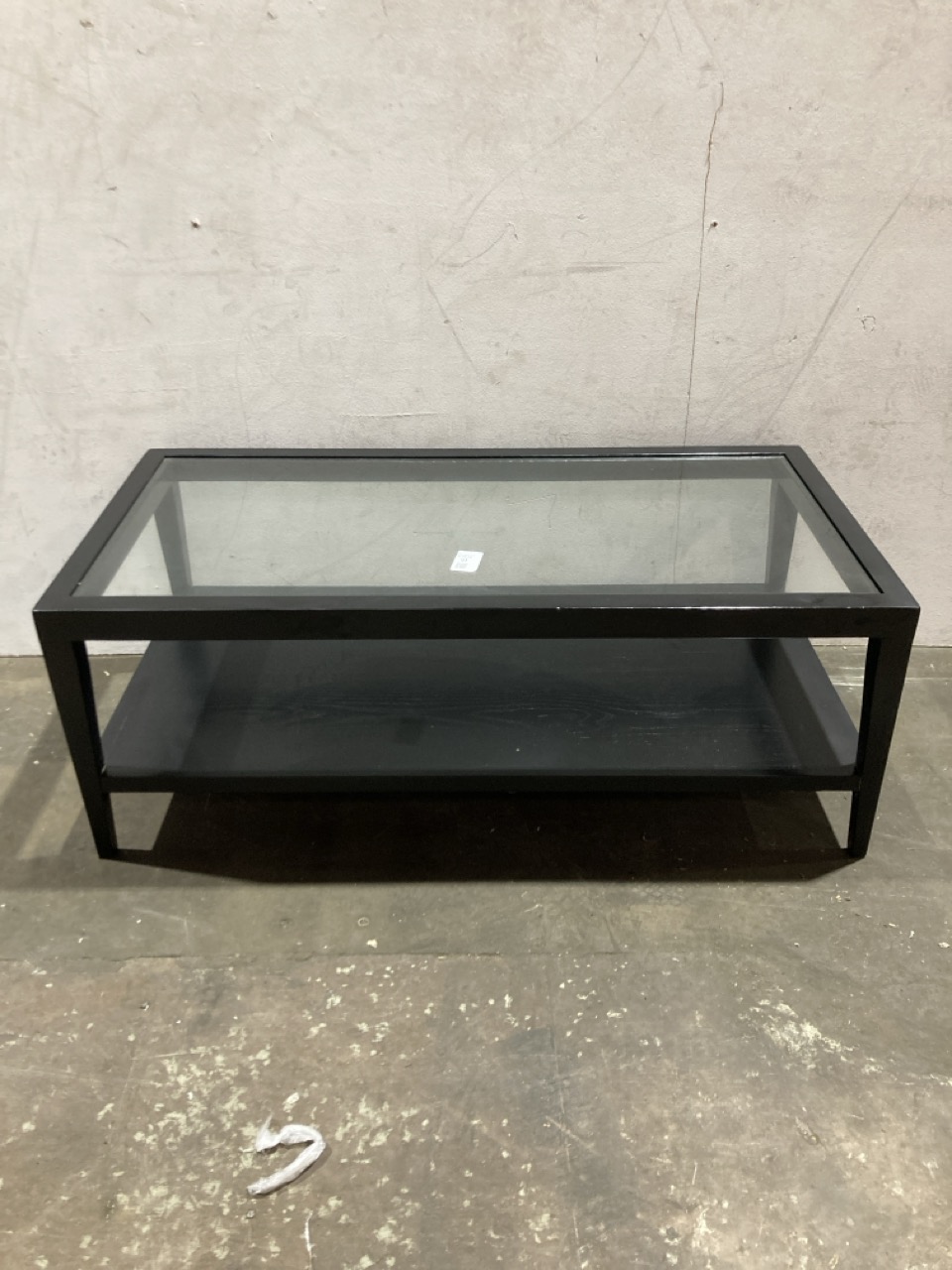 Lot 91  
            Birmingham - Collection Only 

                
DAVID PHILLIPS R/CHELSEA COFFEE TABLE IN WENGE/GLASS IR-20414D ORIGINAL RRP £549