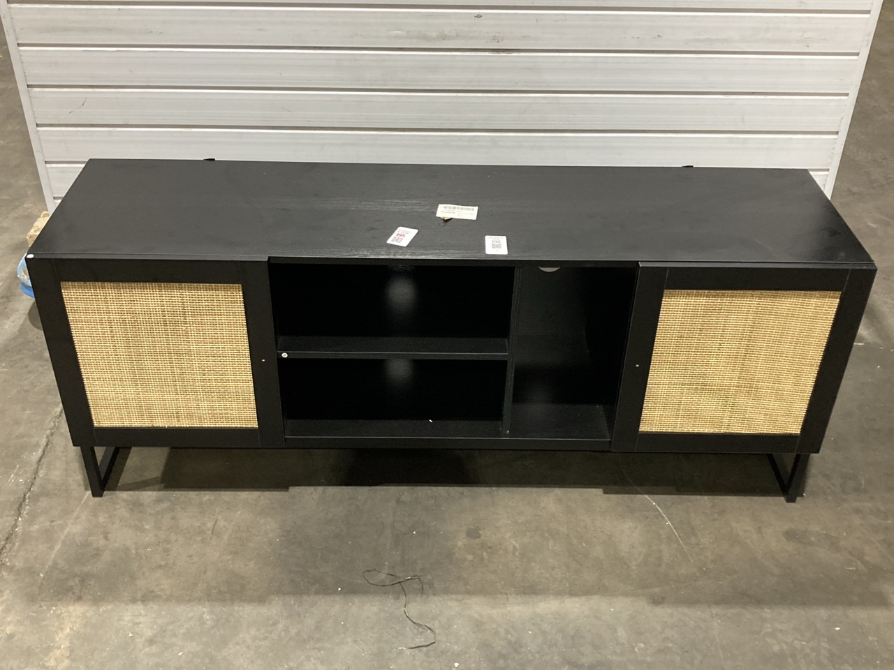 Lot 100  
            Birmingham - Collection or Delivery 

                
DAVID PHILLIPS LYDIA MEDIA UNIT IN BLACK IN-33052D ORIGINAL RRP £249