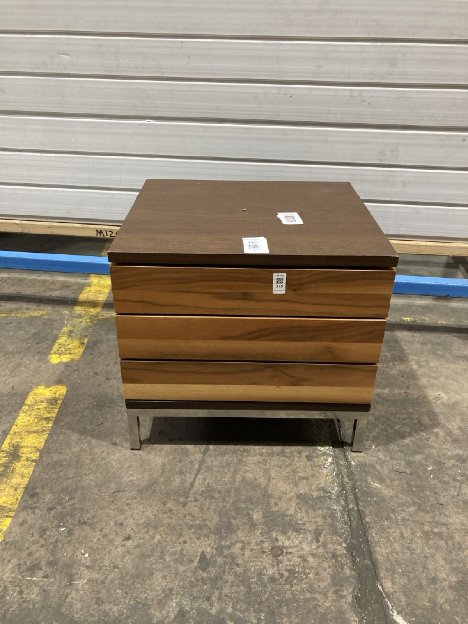 Lot 132  
            Birmingham - Collection or Delivery 

                
DAVID PHILLIPS LIPARI 2DRW BEDSIDE TABLE IN WALNUT RRP £229