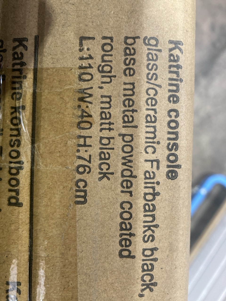 Lot 152  
            Birmingham - Collection Only 

                
DAVID PHILLIPS KATRINE CONSOLE TABLE GLASS/CERAMIC ORIGINAL RRP £219