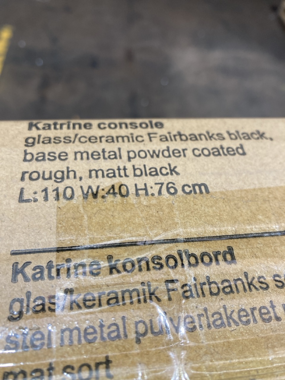 Lot 153  
            Birmingham - Collection Only 

                
DAVID PHILLIPS KATRINE CONSOLE TABLE GLASS/CERAMIC ORIGINAL RRP £219