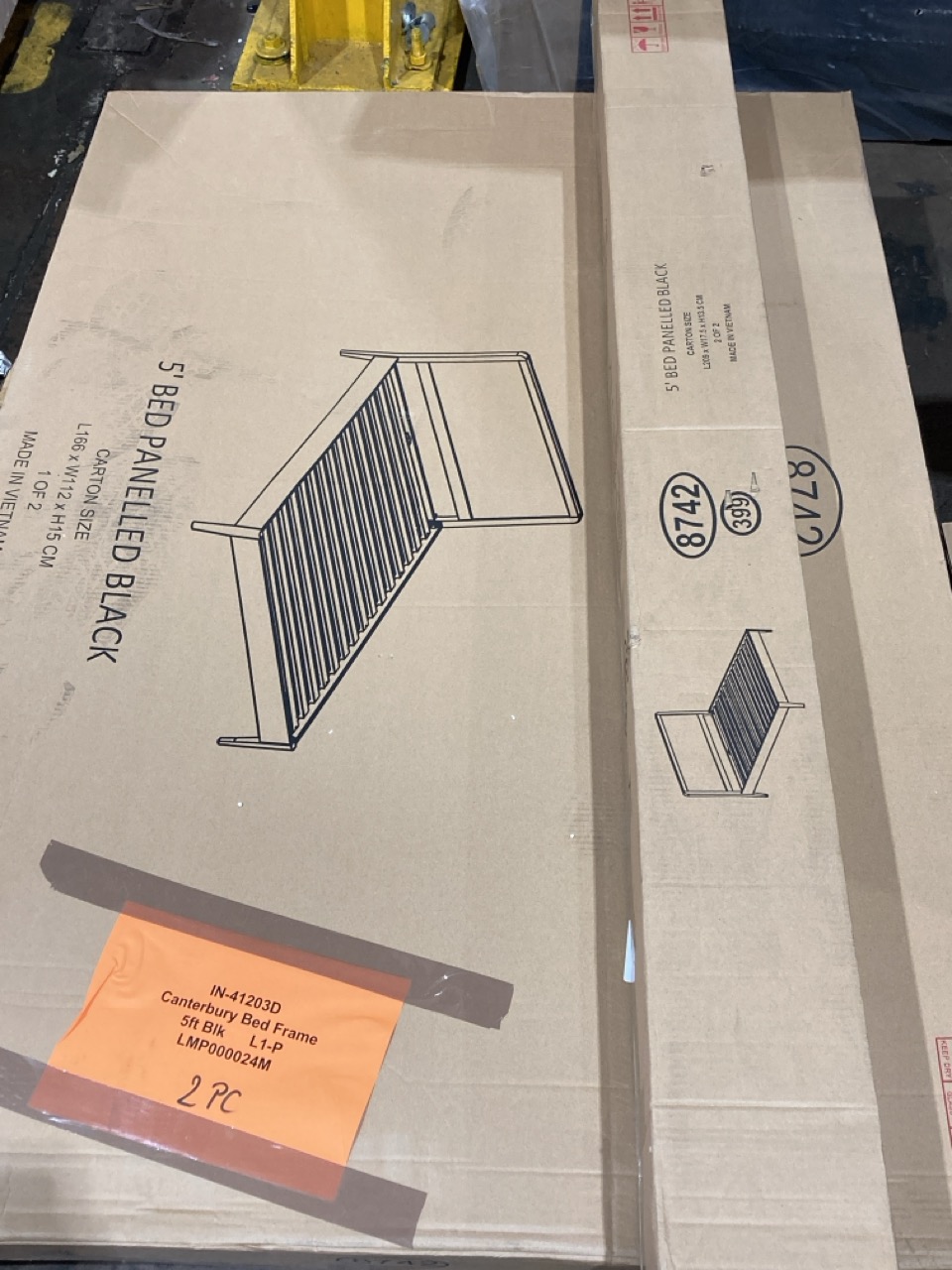 Lot 15  
            Birmingham - Collection or Delivery 

                
DAVID PHILLIPS CANTERBURY 5FT BED FRAME IN BLACK IN-41203D ORIGINAL RRP £659