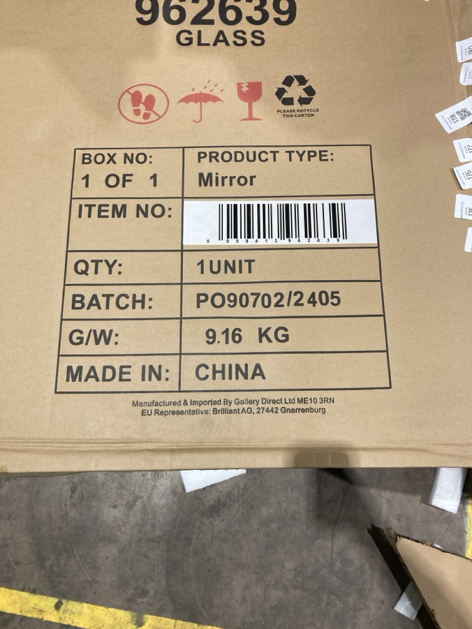 Lot 176  
            Birmingham - Collection Only 

                
DAVID PHILLIPS DOVER MIRROR IN ORGANIC BLACK ORIGINAL RRP £259