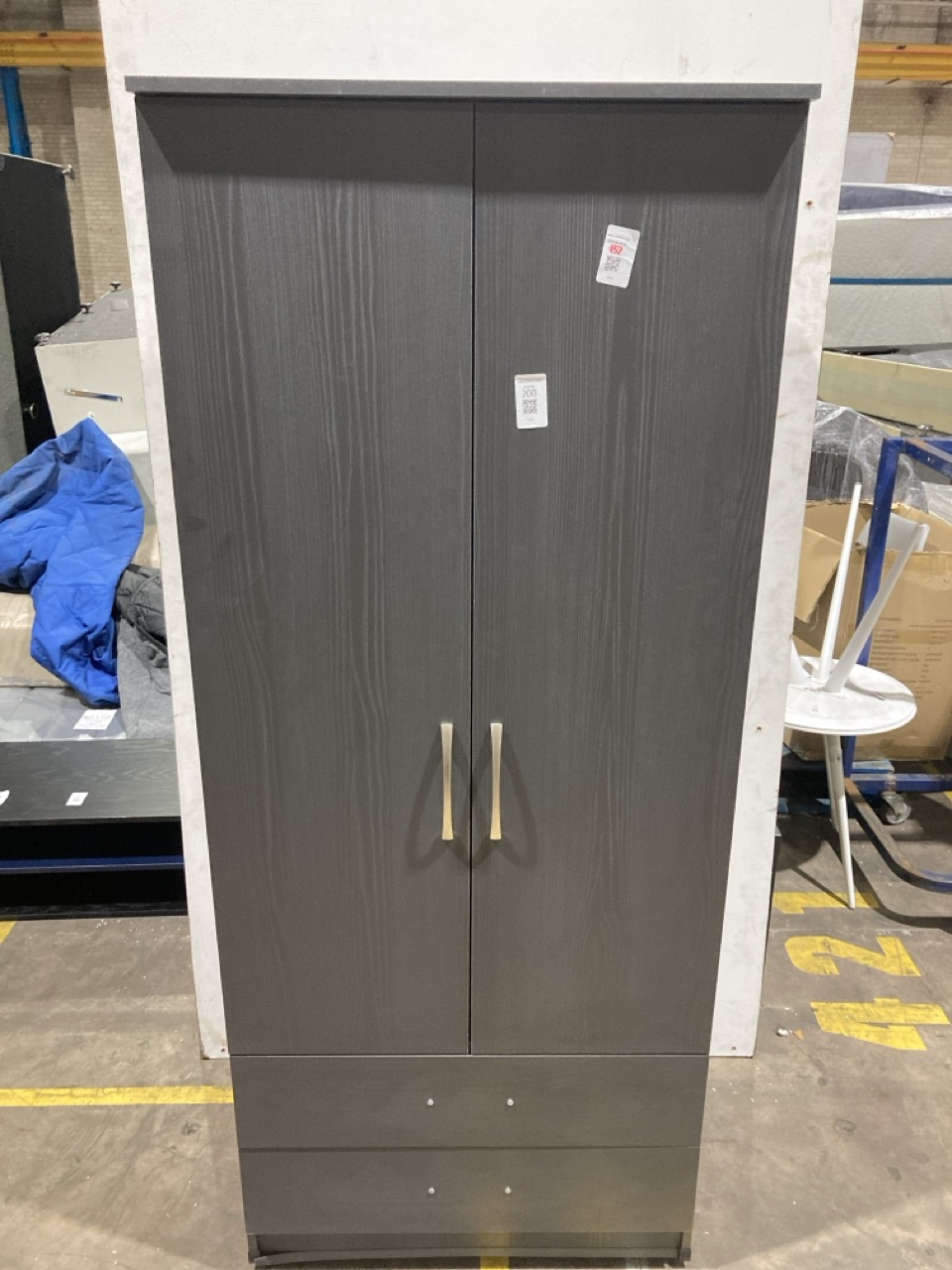 Lot 200  
            Birmingham - Collection or Delivery 

                
DAVID PHILLIPS RAVENNA DOUBLE 2 DOOR GENTS W\RDROBE IN GRAPHITE GREY ORIGINAL RRP...