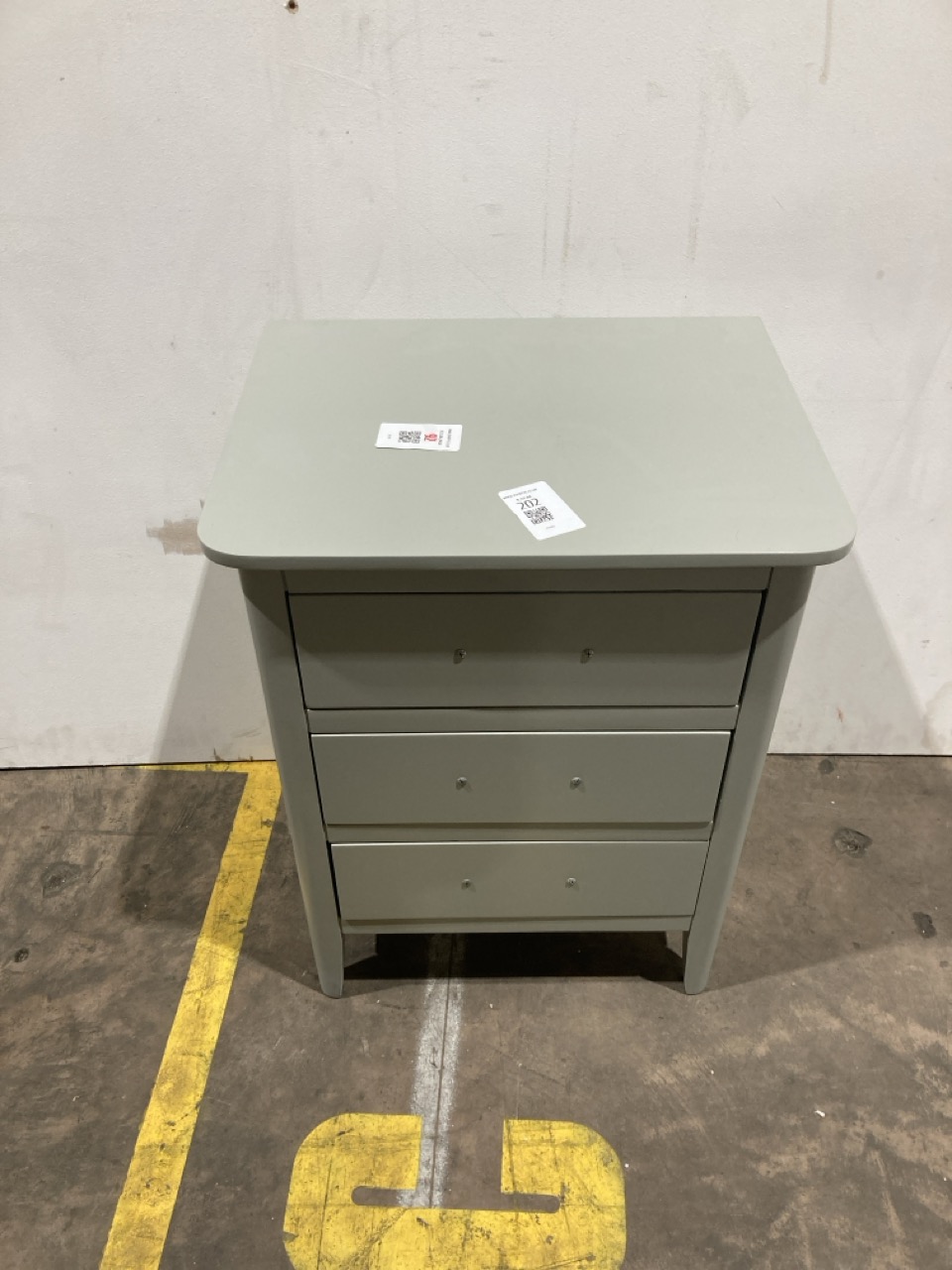 Lot 202  
            Birmingham - Collection or Delivery 

                
DAVID PHILLIPS 3DRW BEDSIDE TABLE IN GREY ORIGINAL RRP £199