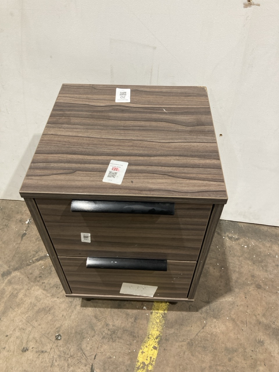 Lot 212  
            Birmingham - Collection or Delivery 

                
DAVID PHILLIPS J272_LACE MARKET 2DRW BEDSIDE TABLE ORIGINAL RRP £90