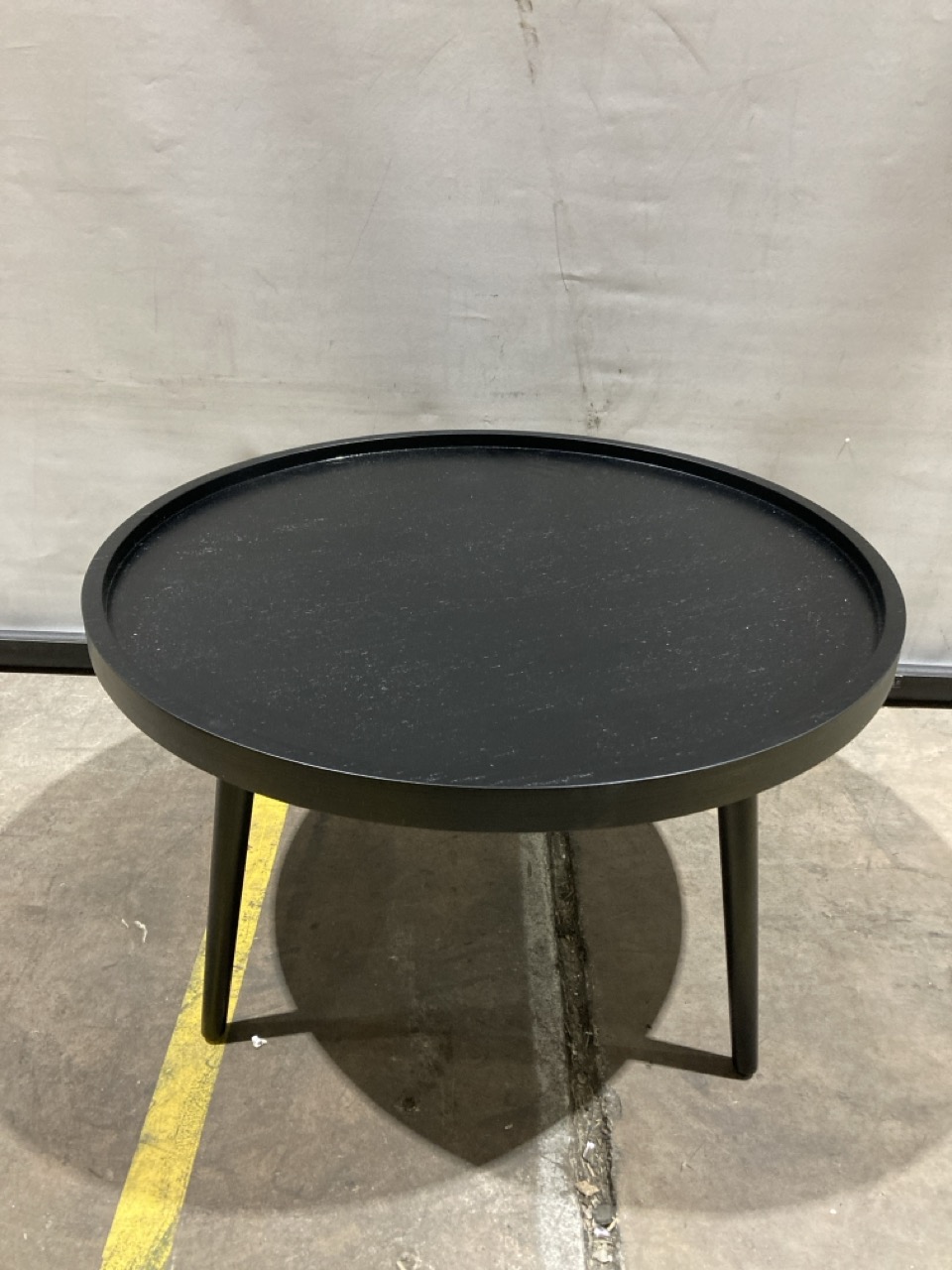 Lot 267  
            Birmingham - Collection or Delivery 

                
DAVID PHILLIPS HESTRA CIRCLE COFFEE TABLE IN WENGE IN-30244D