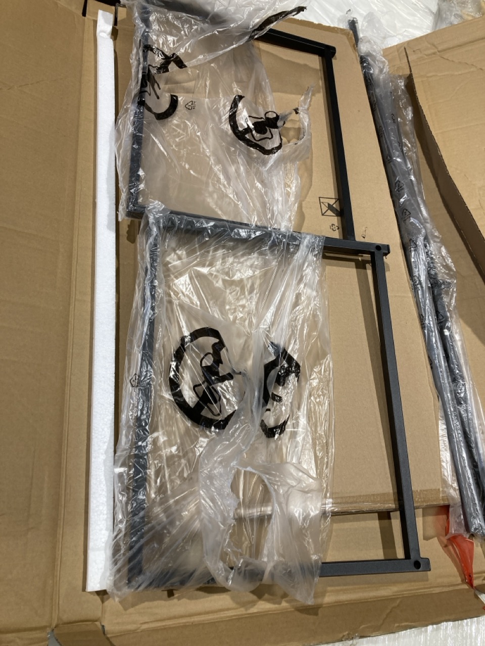 Lot 26  
            Birmingham - Collection or Delivery 

                
DAVID PHILLIPS SEAFORD COFFEE TABLE IN WILD OAK ORIGINAL RRP £349