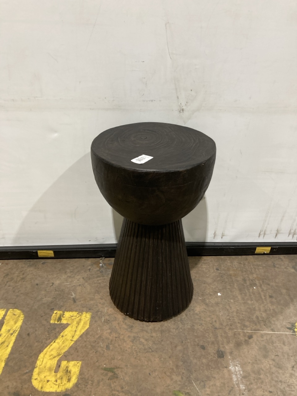 Lot 384  
            Birmingham - Collection or Delivery 

                
DAVID PHILLIPS AWET SIDE TABLE IR-41576D ORIGINAL RRP £210