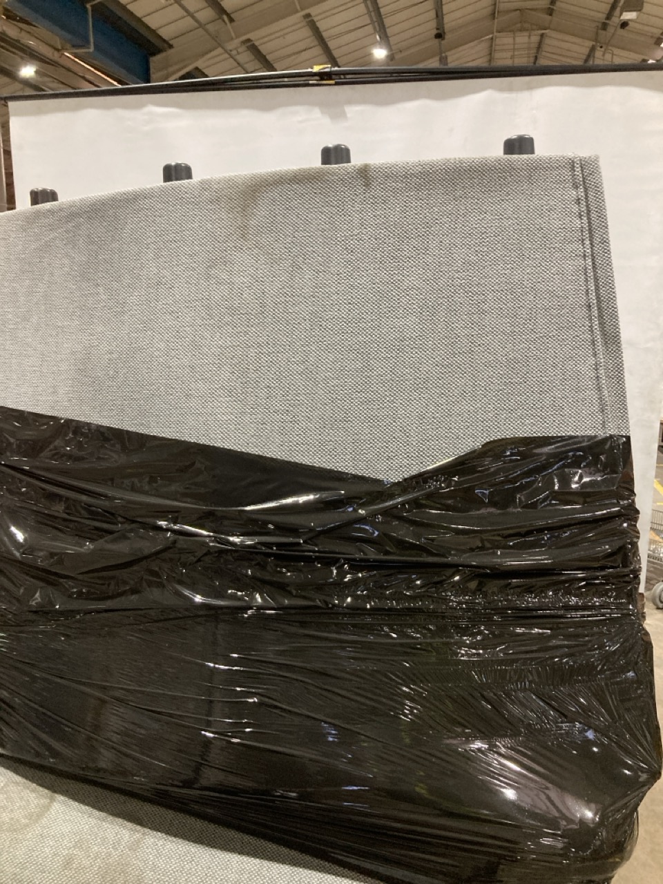 Lot 425  
            Birmingham - Collection or Delivery 

                
PALLET OF PARTS OF GREY CORNER SOFA INCOMPLETE