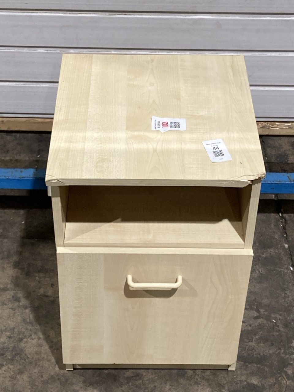 Lot 44  
            Birmingham - Collection or Delivery 

                
DAVID PHILLIPS HOUSTON BEDSIDE LOCKER IN ASH IR-00602D ORIGINAL RRP £33