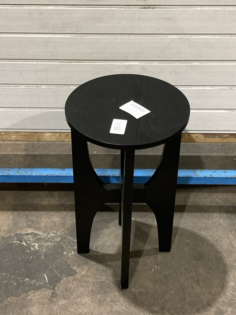 Lot 89  
            Birmingham - Collection or Delivery 

                
DAVID PHILLIPS CARLO ROUND SIDE TABLE IN BLACK IR-39638D ORIGINAL RRP £222