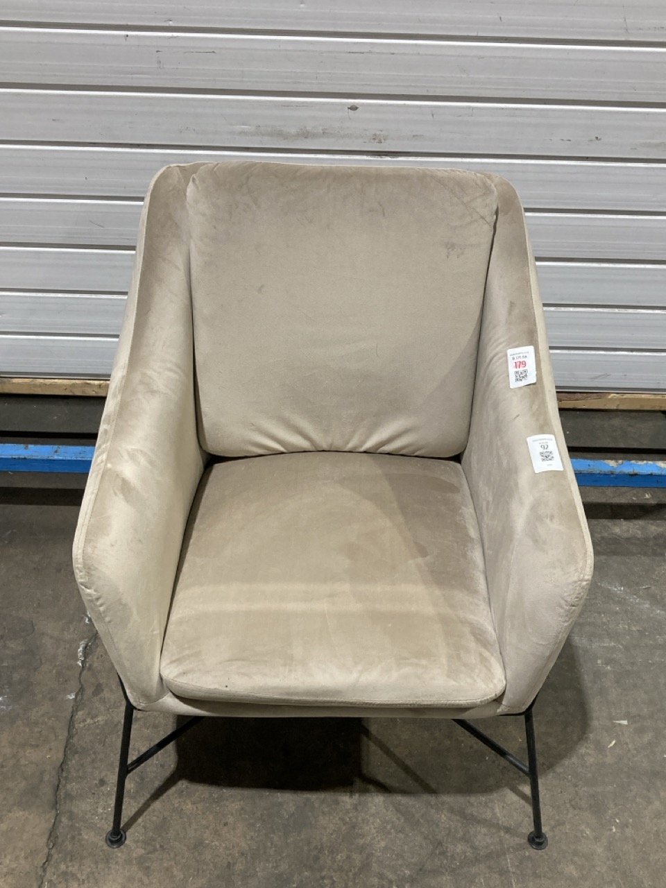Lot 92  
            Birmingham - Collection or Delivery 

                
DAVID PHILLIPS DREW OCCASIONAL CHAIR IN SILVER VELVET IR-30567D ORIGINAL RRP £279