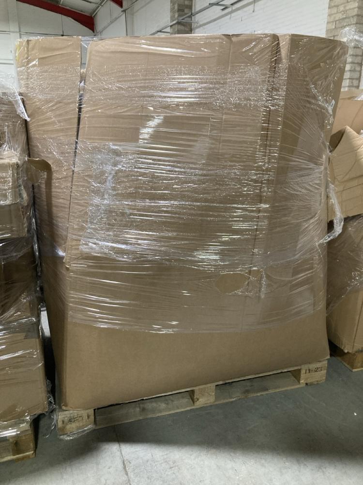 Lot 1005  
            Chesterfield SR40 - Collection or Optional Delivery Available 

                
PALLET OF ASSORTED ITEMS TO INCLUDE OUTDOOR SANTA LIGHT (LOCATION: SR42)