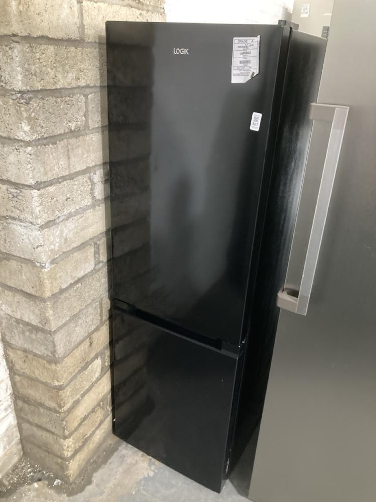 Lot 107  
            Chesterfield SR40 - Collection or Optional Delivery Available 

                
LOGIK FREESTANDING FRIDGE FREEZER IN BLACK MODEL: LFC50B23 ORIGINAL RRP- £299 (LO...