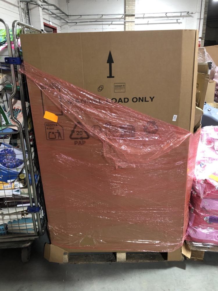 Lot 1093  
            Chesterfield SR40 - Collection or Optional Delivery Available 

                
PALLET OF ASSORTED ITEMS TO INCLUDE LARGE WHITEBOARD (LOCATION: SR42)